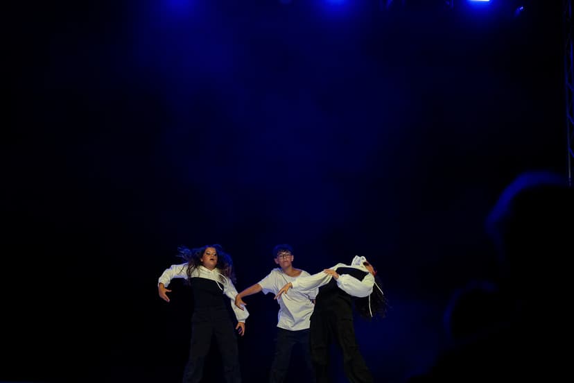 EMOTION II - Foto 58